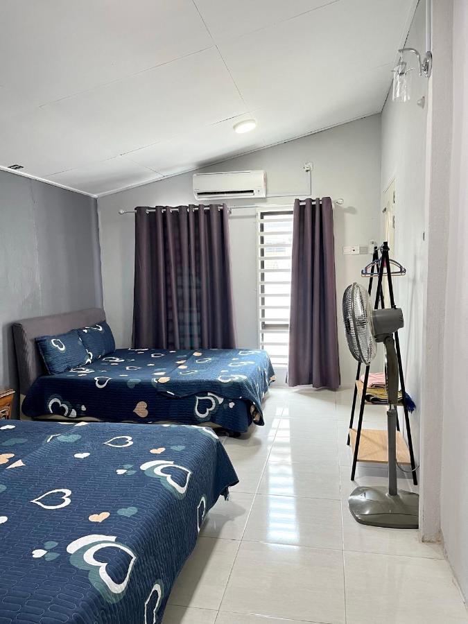 Aina Guest House Kota Bharu Exterior foto